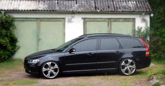 soyafilm-fardigskuren-solfilm-avtagbar-Volvo-V50-_85_window_film_solar_control_film_pre_cut_window_film_removable_reusable soyafilm-fardigskuren-solfilm-avtagbar-Volvo-V50-_85_window_film_solar_control_film_pre_cut_window_film_removable_reusable